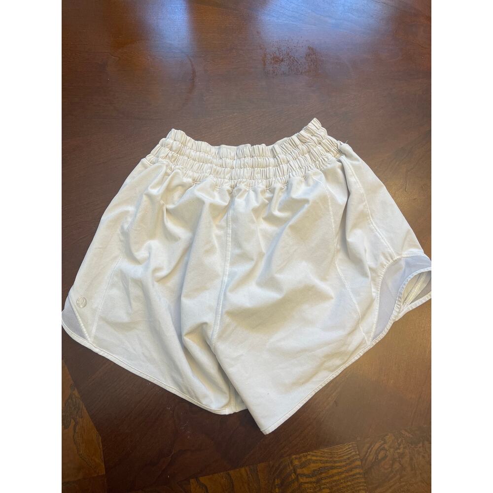 Lululemon Hotty Hot Lined Athletic Running Shorts White Size 4